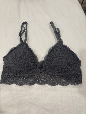 WOMENS XOXO LACE BRALETTE